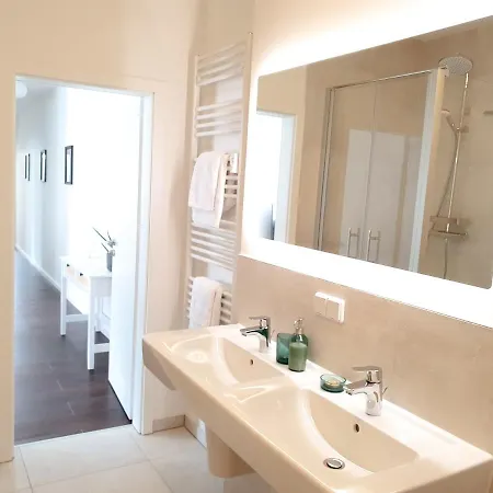 Апартаменты Pb - 7 - Stilvoll Eingerichtetes Im Herzen Senftenbergs *