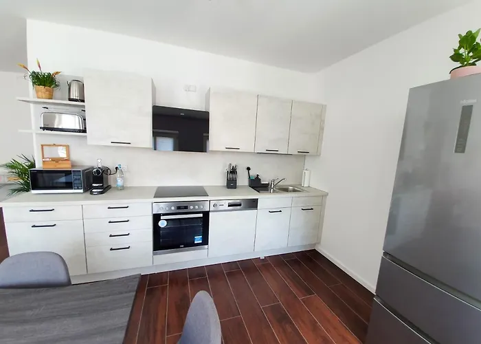 Lejlighed Pb - 7 - Stilvoll Eingerichtetes Im Herzen Senftenbergs *